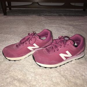 SOLD New Balance women’s 515 V1 Sneaker - WIDE